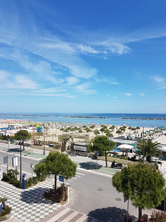 Hotel Iride & Spa Cesenatico Exterior foto